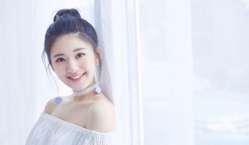 娱乐八卦吃瓜素材热,揭秘明星们的幕后故事与热点事件